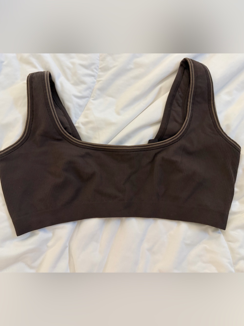 NikeSkims Ribbed Seamless Micro Scoop Bra in Phoenix/Truffle